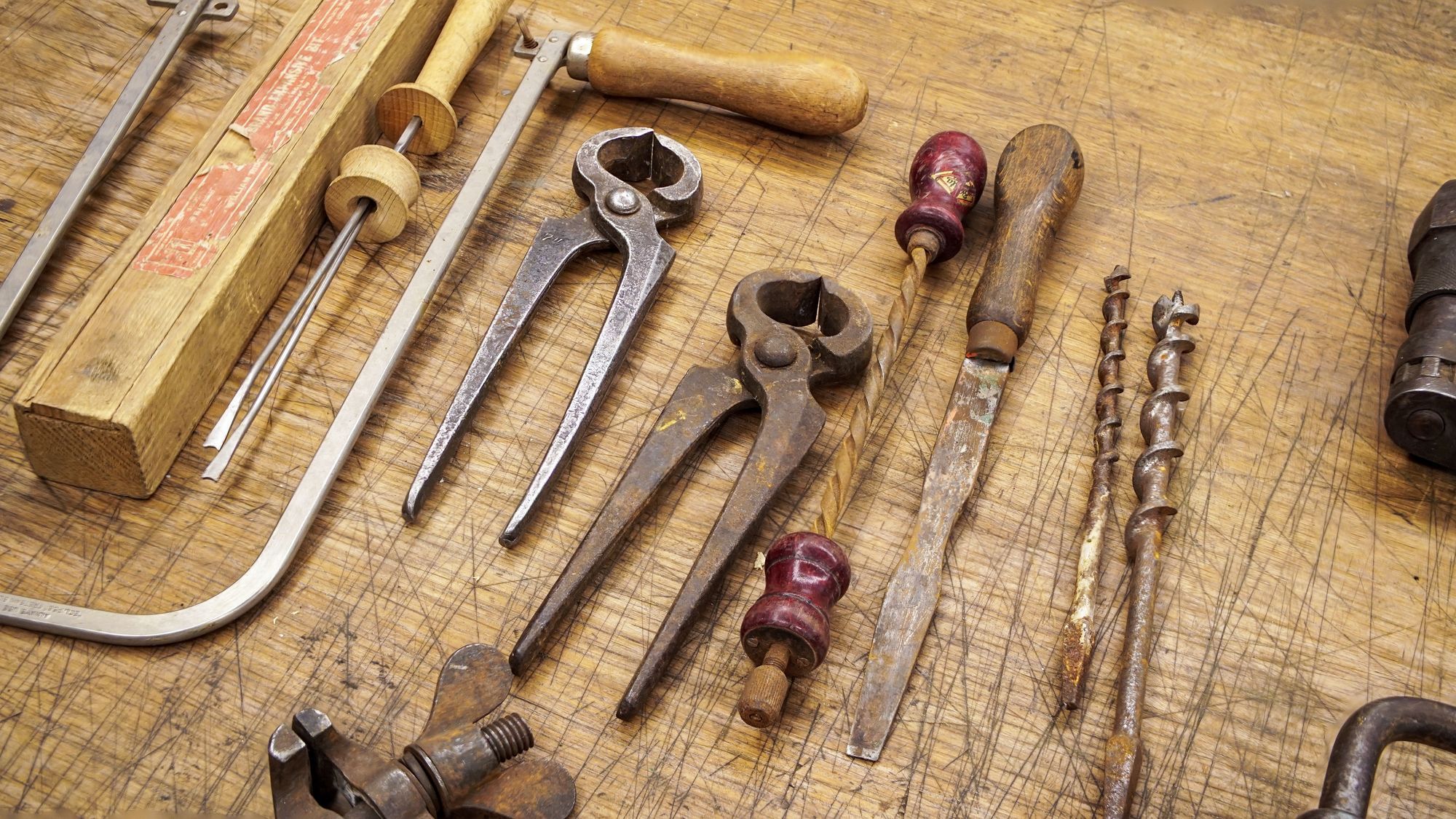 Hand tools